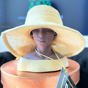 Rosebud Miss Clarethea Miniature Designer Hat “The Derby" Vintage & collectible